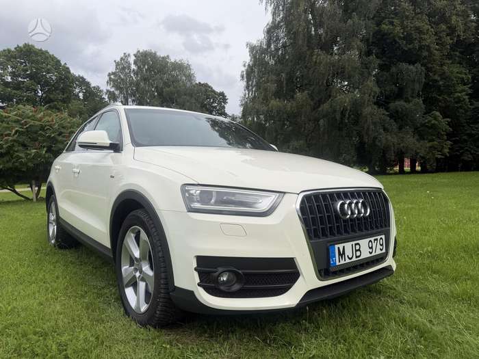 Audi Q3, 2.0 l., Внедорожник / Кроссовер