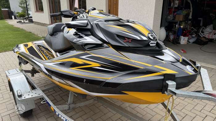 Sea-Doo RXP-XRS, водные мотоциклы