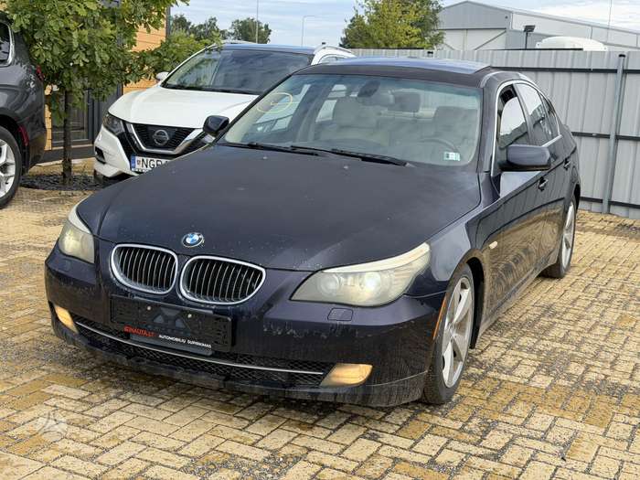 BMW 528, 3.0 l., Седан