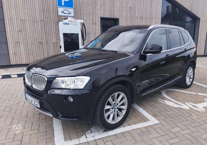 BMW X3, 2.0 l., Внедорожник / Кроссовер
