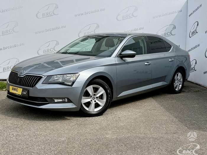 Skoda Superb, 1.6 l., hatchback