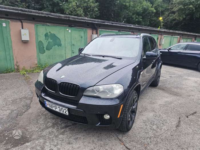 BMW X5, 4.4 l., Внедорожник / Кроссовер