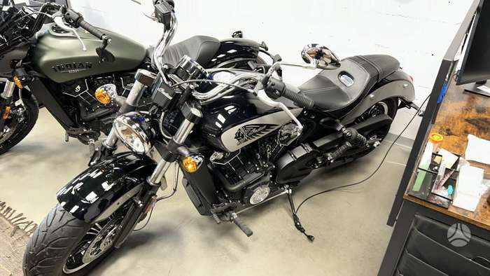 Indian Scout 1133cc, choppers