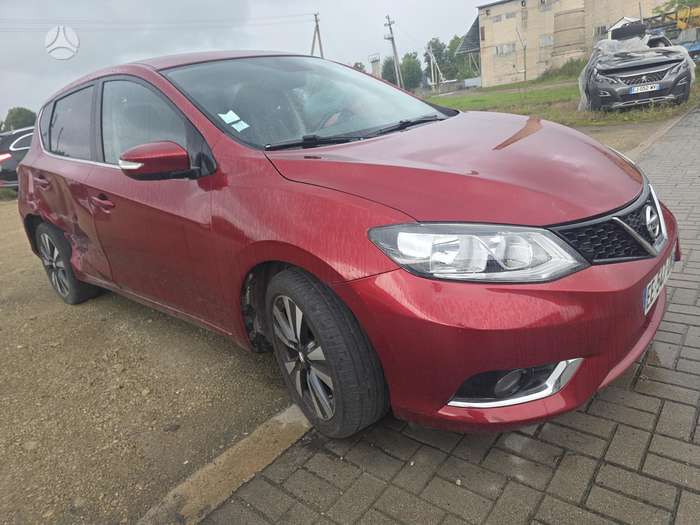 Nissan Pulsar, 1.5 l., hatchback