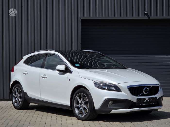 Volvo V40, 2.0 l., Хэтчбек