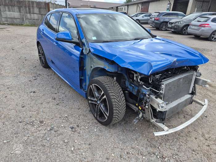 BMW 116, 1.5 l., Хэтчбек