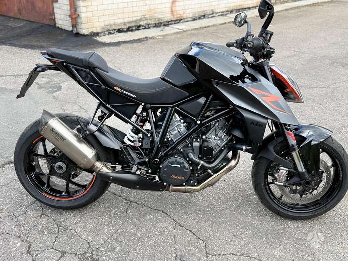 KTM Super Duke 1301cc, street / classic