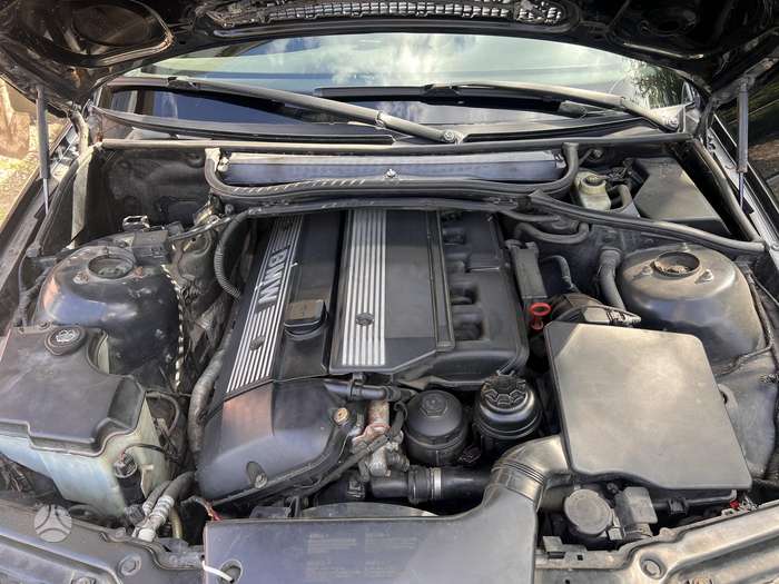 BMW 330, 3.0 l., wagon