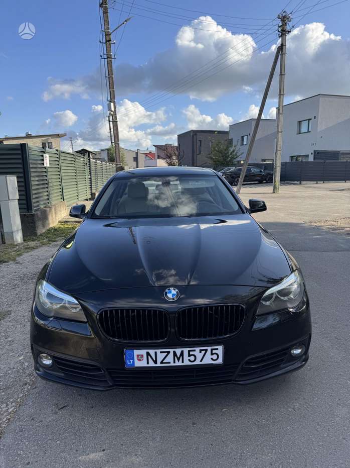 BMW 528, 2.0 l., Седан