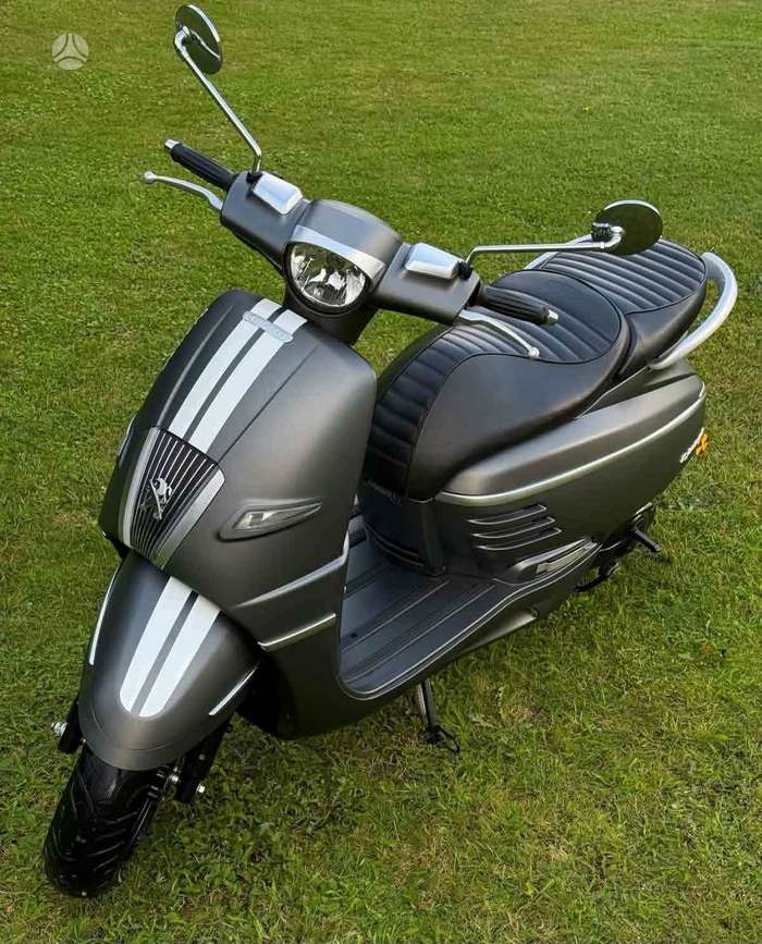 Peugeot Django Heritage 49cc, scooters / mopeds