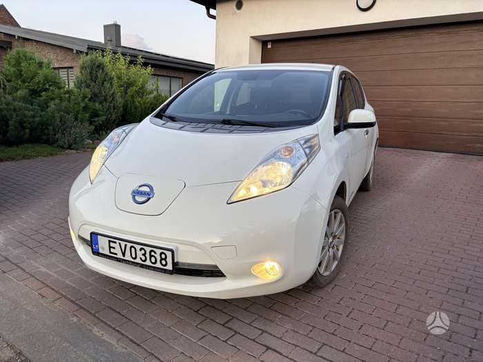 Nissan Leaf, 24 kWh, hatchback