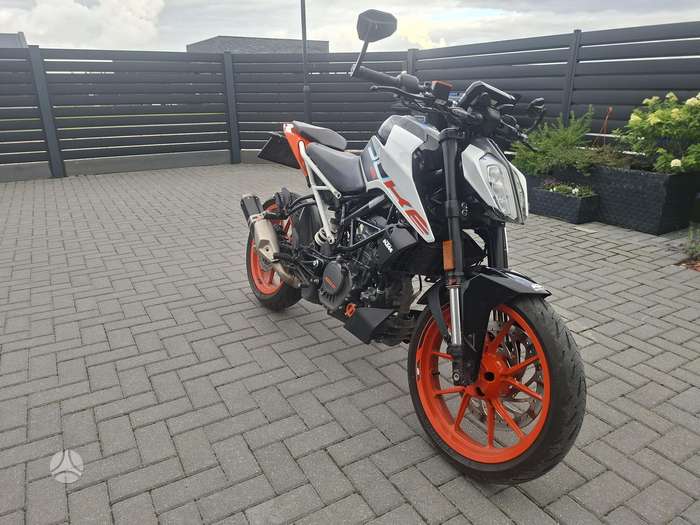 KTM Duke 125cc, street / classic