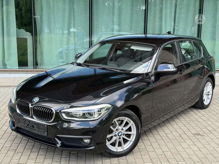 BMW 118, 1.5 l., hatchback