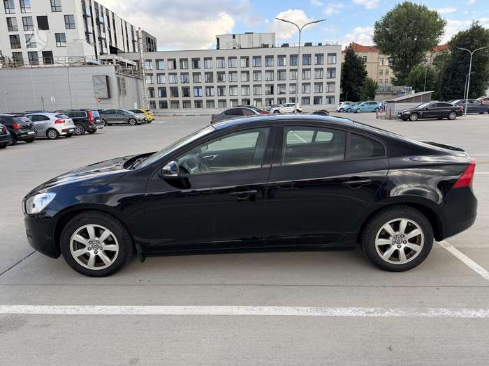 Volvo S60, 1.6 l., Седан