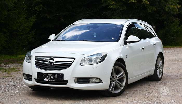 Opel Insignia, 2.0 l., wagon
