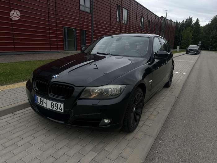 BMW 320, 2.0 l., universalas