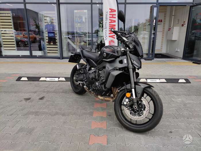 Yamaha MT 09 689cc, street / classic