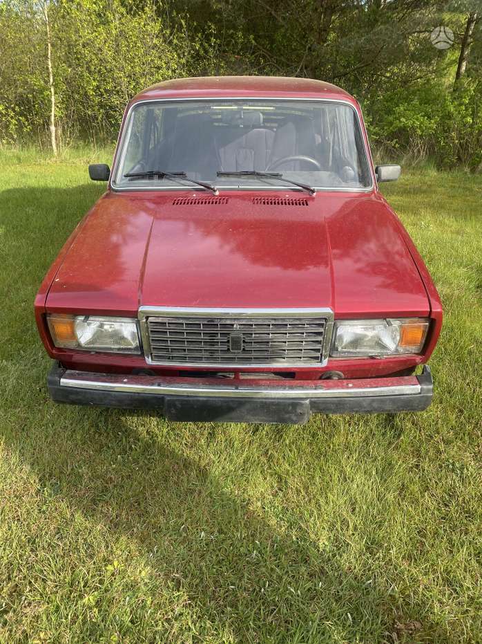 Lada 2107, saloon / sedan