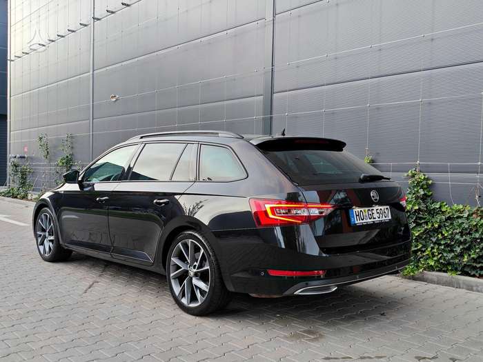 Skoda Superb, 2.0 l., Универсал
