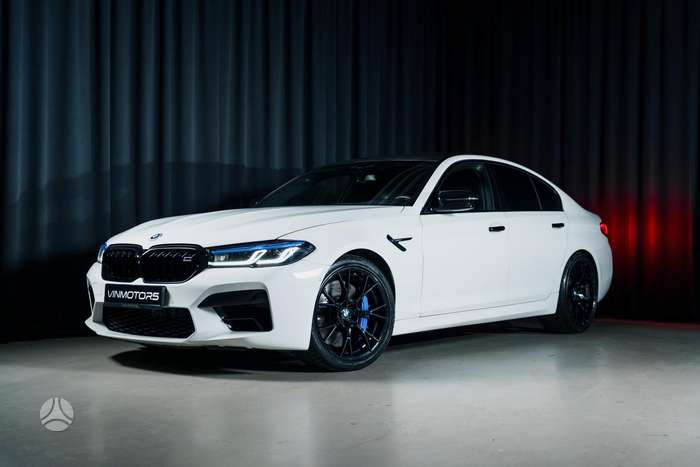 BMW M5, 4.4 l., Седан