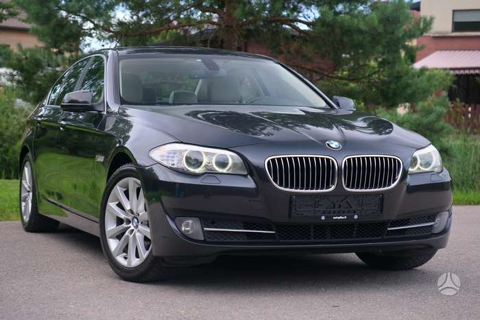 BMW 520, 2.0 l., Седан
