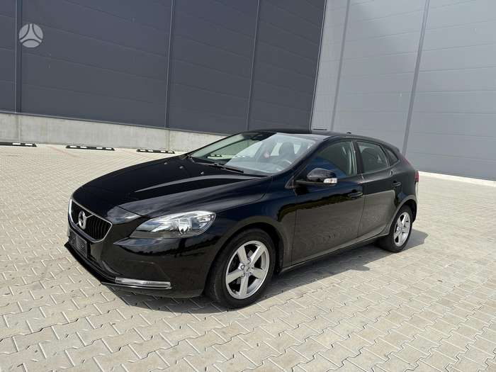 Volvo V40, 2.0 l., hatchback