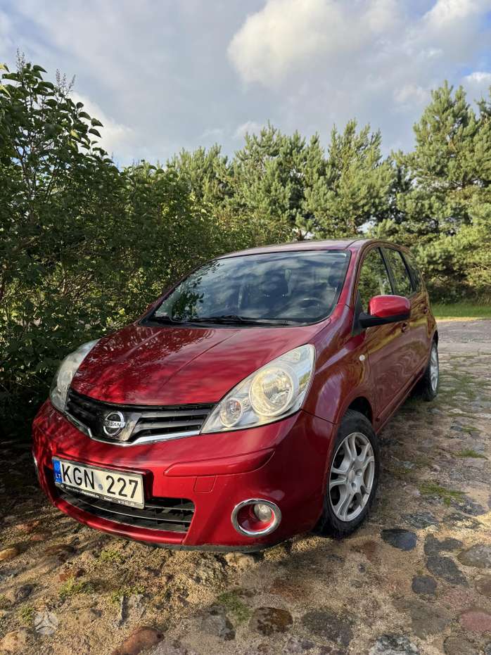 Nissan Note, 1.4 l., Хэтчбек