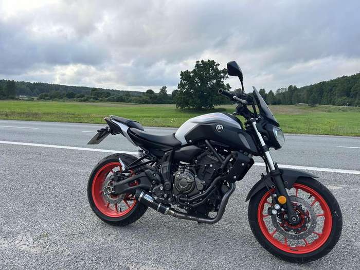 Yamaha MT 07 698cc, street / classic