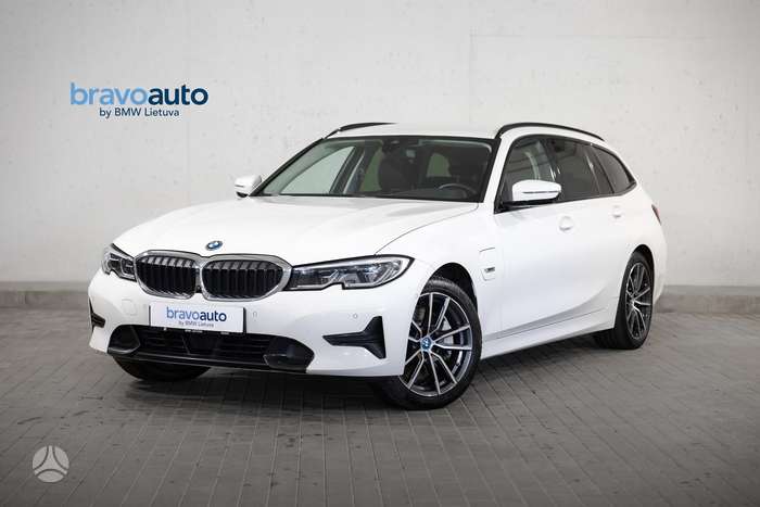 BMW 330, 2.0 l., Универсал