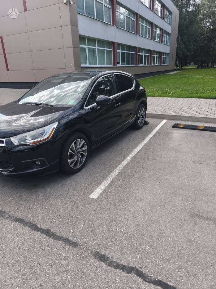Citroen DS4, 1.6 l., hatchback