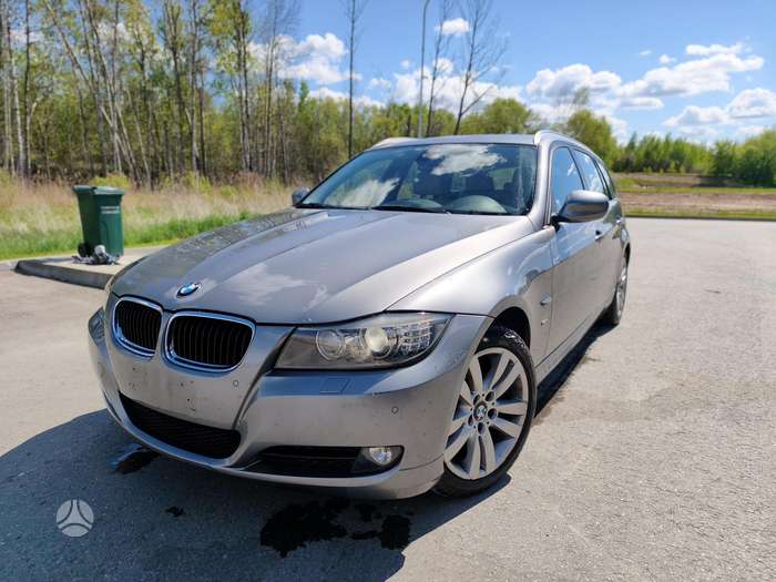 BMW 320, 2.0 l., wagon