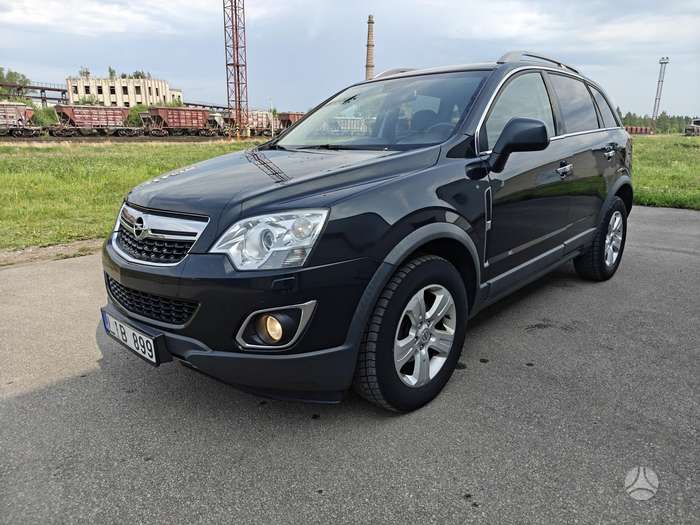 Opel Antara, 2.2 l., off-road / crossover