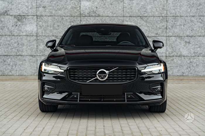 Volvo S60, 2.0 l., Седан