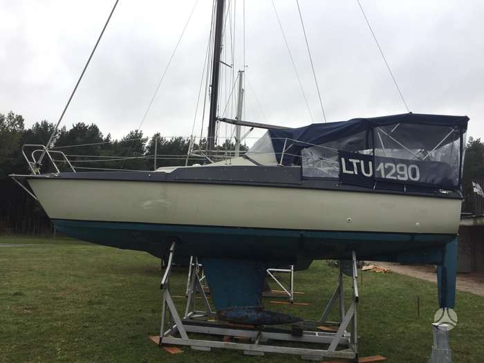 MAXI 77, keelboats