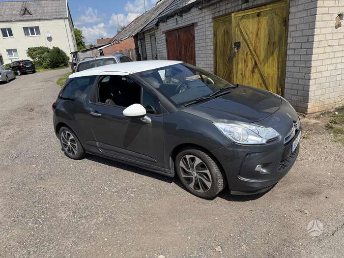 Citroen DS3, 1.4 l., Хэтчбек