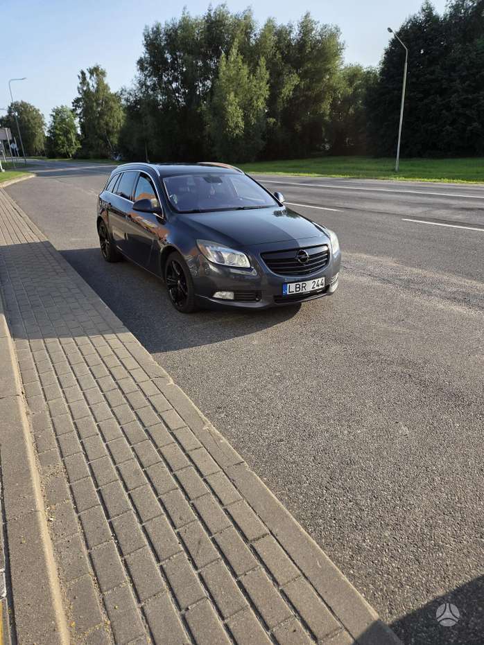 Opel Insignia, 2.0 l., Универсал
