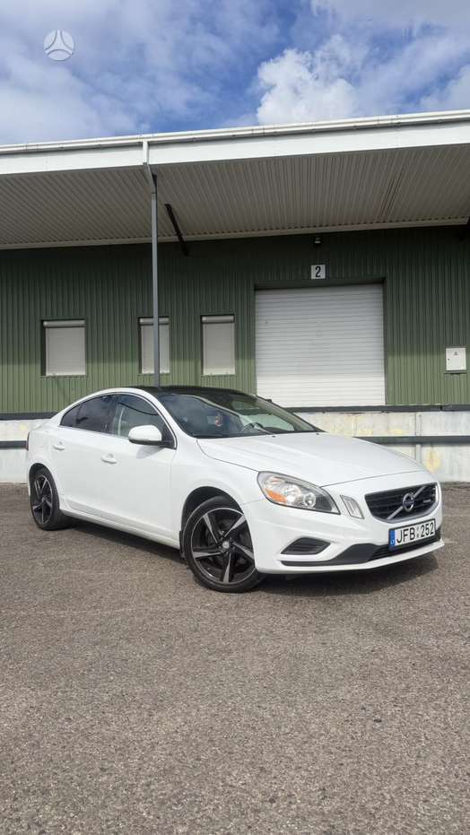 Volvo S60, 2.5 l., Седан