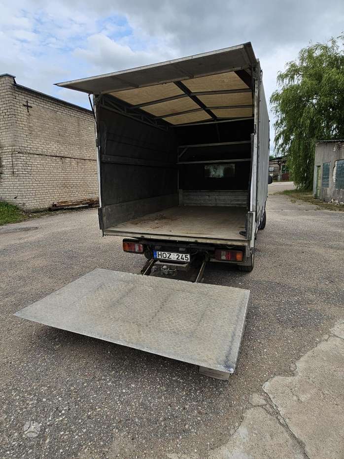 Volkswagen Pick-Up, cargo van