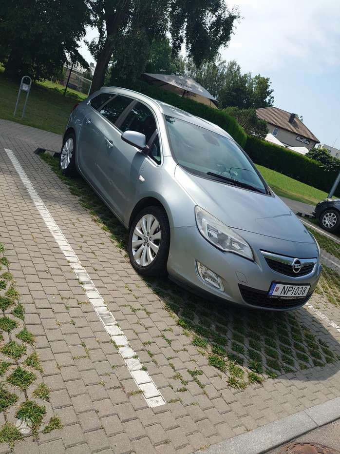 Opel Astra, 1.4 l., Универсал