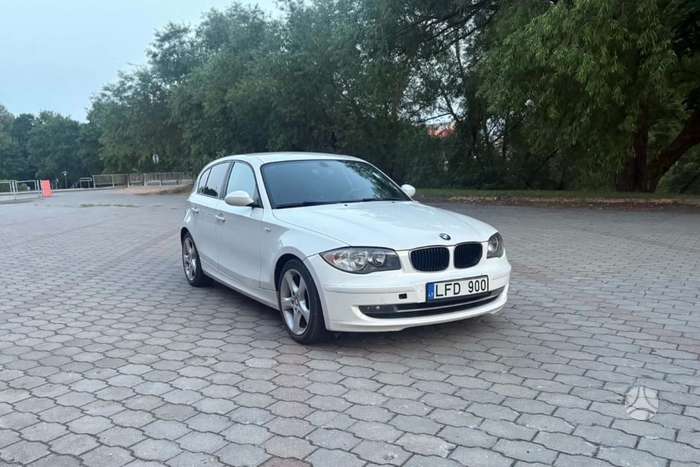 BMW 118, 2.0 l., Хэтчбек