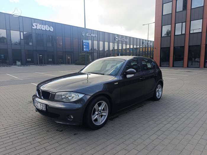 BMW 120, 2.0 l., hatchback