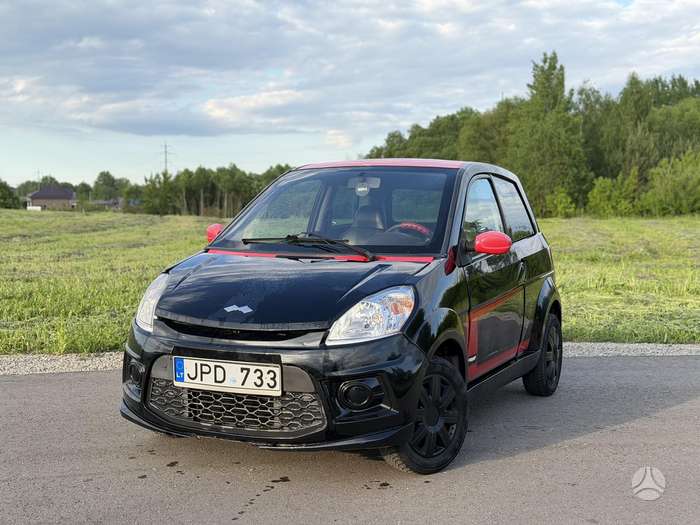 Ligier ixo, 0.5 l., Хэтчбек