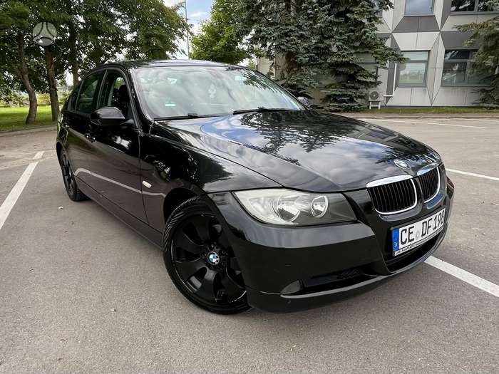 BMW 320, 2.0 l., Седан