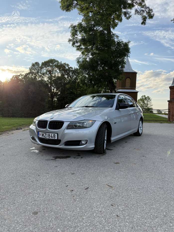 BMW 320, 2.0 l., Седан
