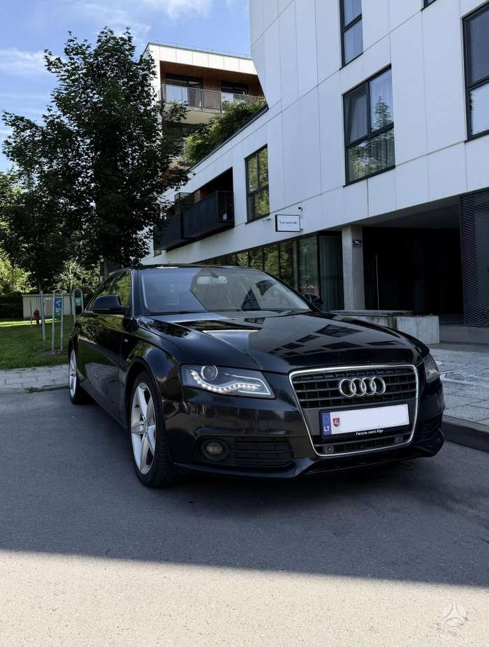 Audi A4, 2.7 l., Седан