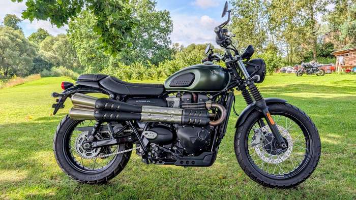 Triumph Scrambler 900cc, street / classic