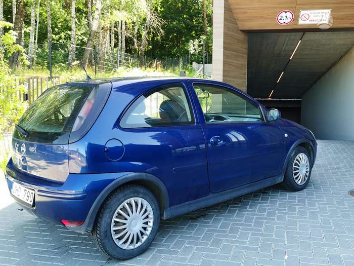 Opel Corsa, 1.0 l., Хэтчбек