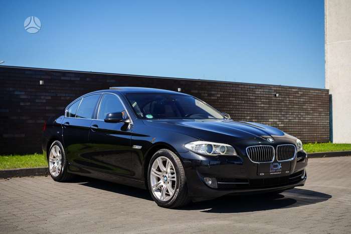 BMW 520, 2.0 l., Седан
