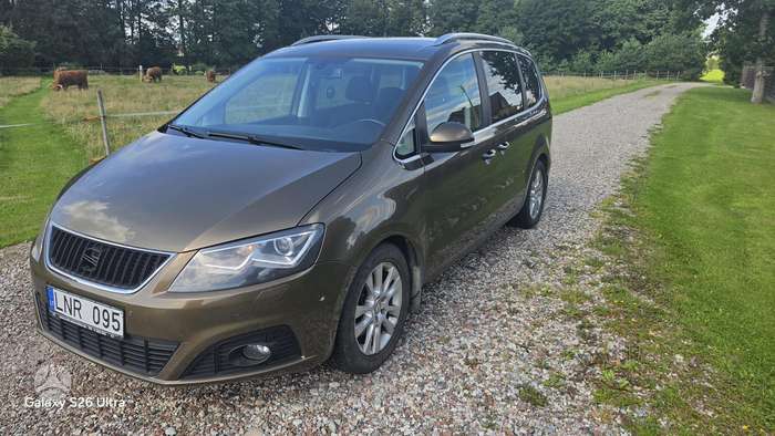 Seat Alhambra, 2.0 l., Минивэн