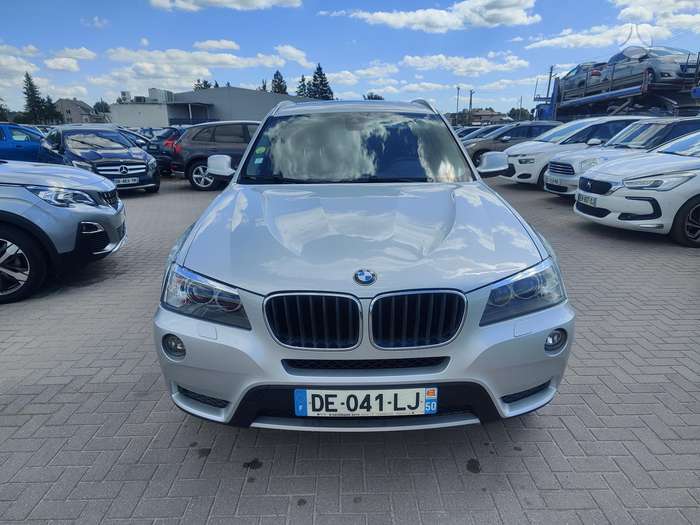 BMW X3, 2.0 l., Минивэн